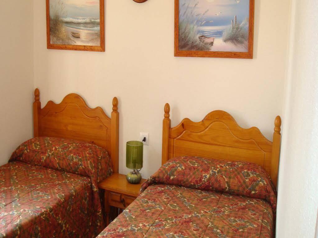 Apartamentos Surest Cala'N Blanes  Exterior photo